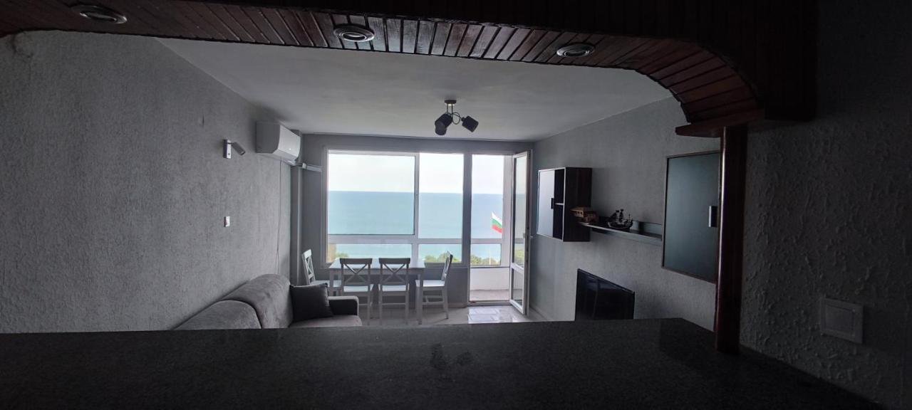 Sea View Flora Daire Burgaz Dış mekan fotoğraf