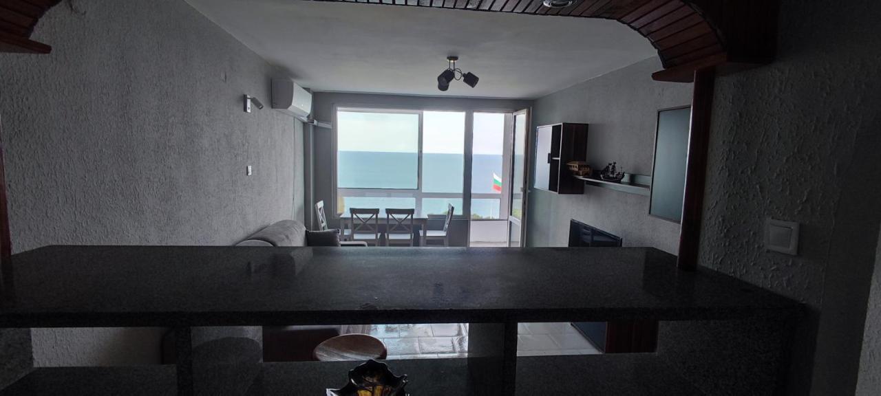 Sea View Flora Daire Burgaz Dış mekan fotoğraf