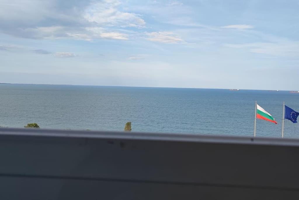 Sea View Flora Daire Burgaz Dış mekan fotoğraf